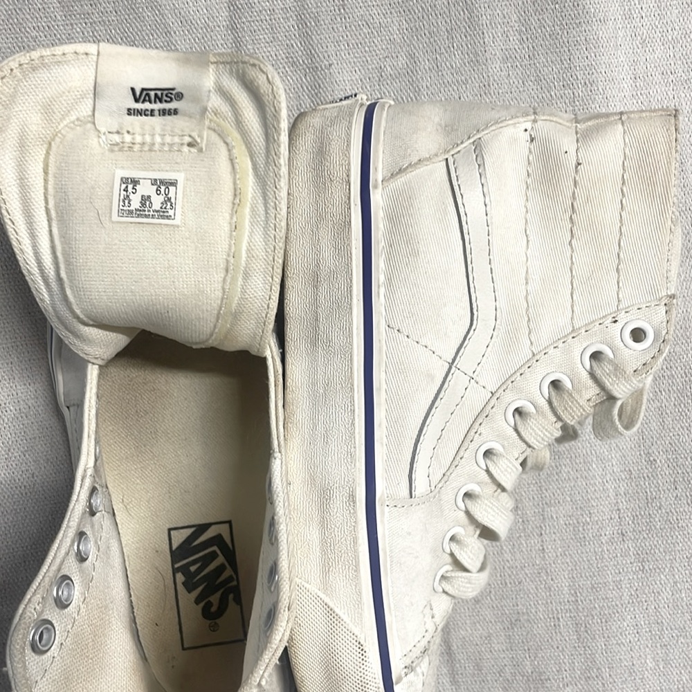 Vans off the Wall Hi-tops